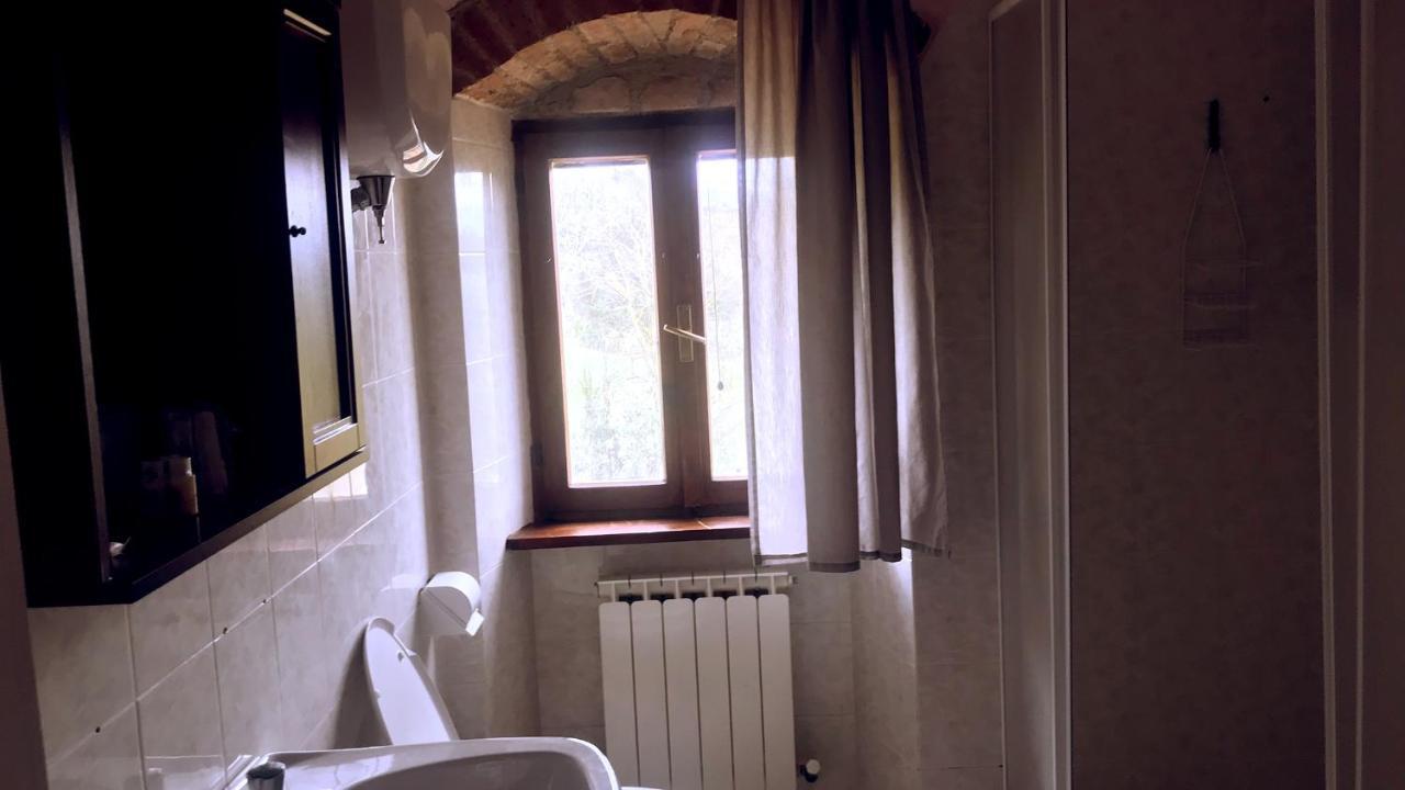 Bed and Breakfast Pian D'Isola Costacciaro Екстер'єр фото