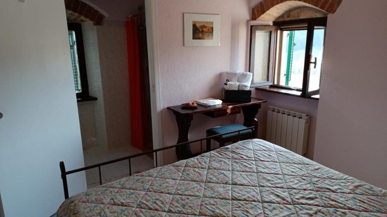 Bed and Breakfast Pian D'Isola Costacciaro Екстер'єр фото