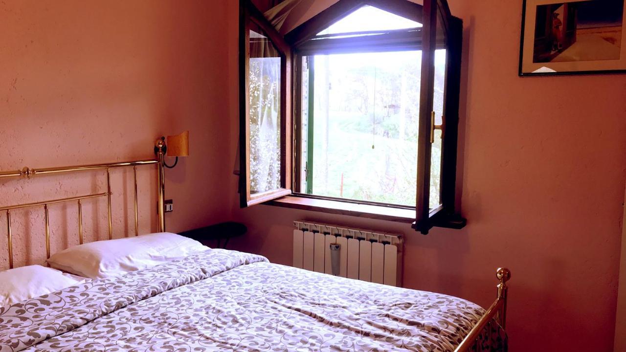 Bed and Breakfast Pian D'Isola Costacciaro Екстер'єр фото