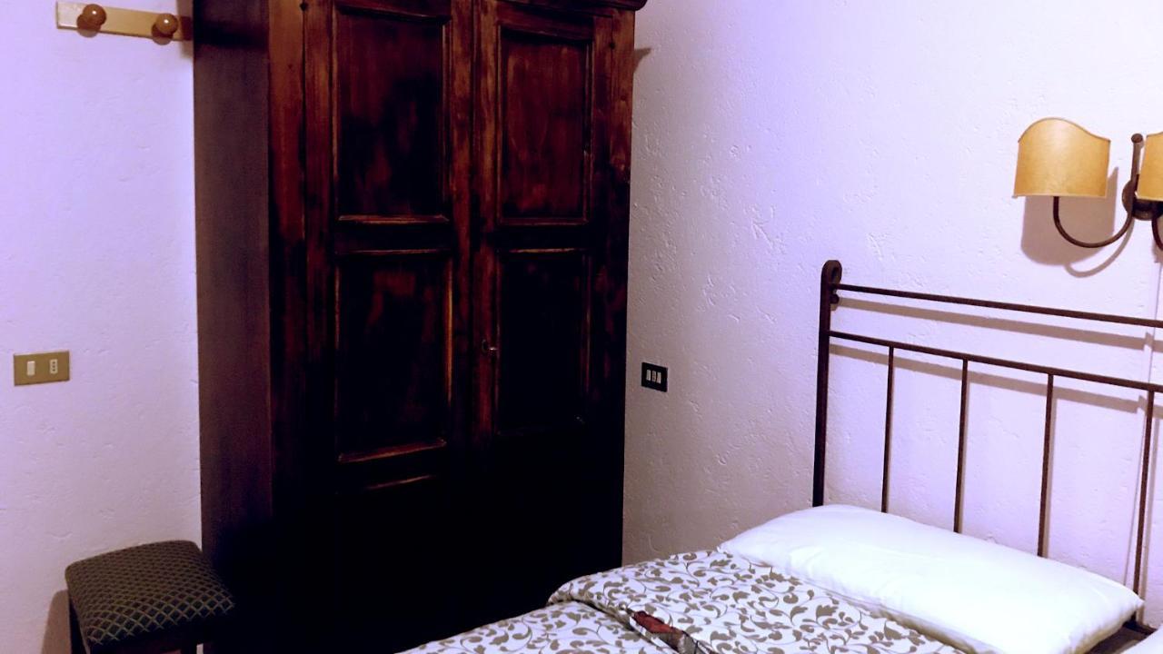 Bed and Breakfast Pian D'Isola Costacciaro Екстер'єр фото